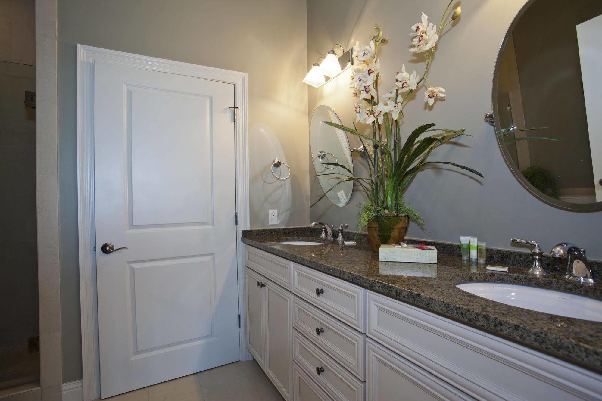 The Wharf By Youngs Sun Coast Orange Beach Extérieur photo